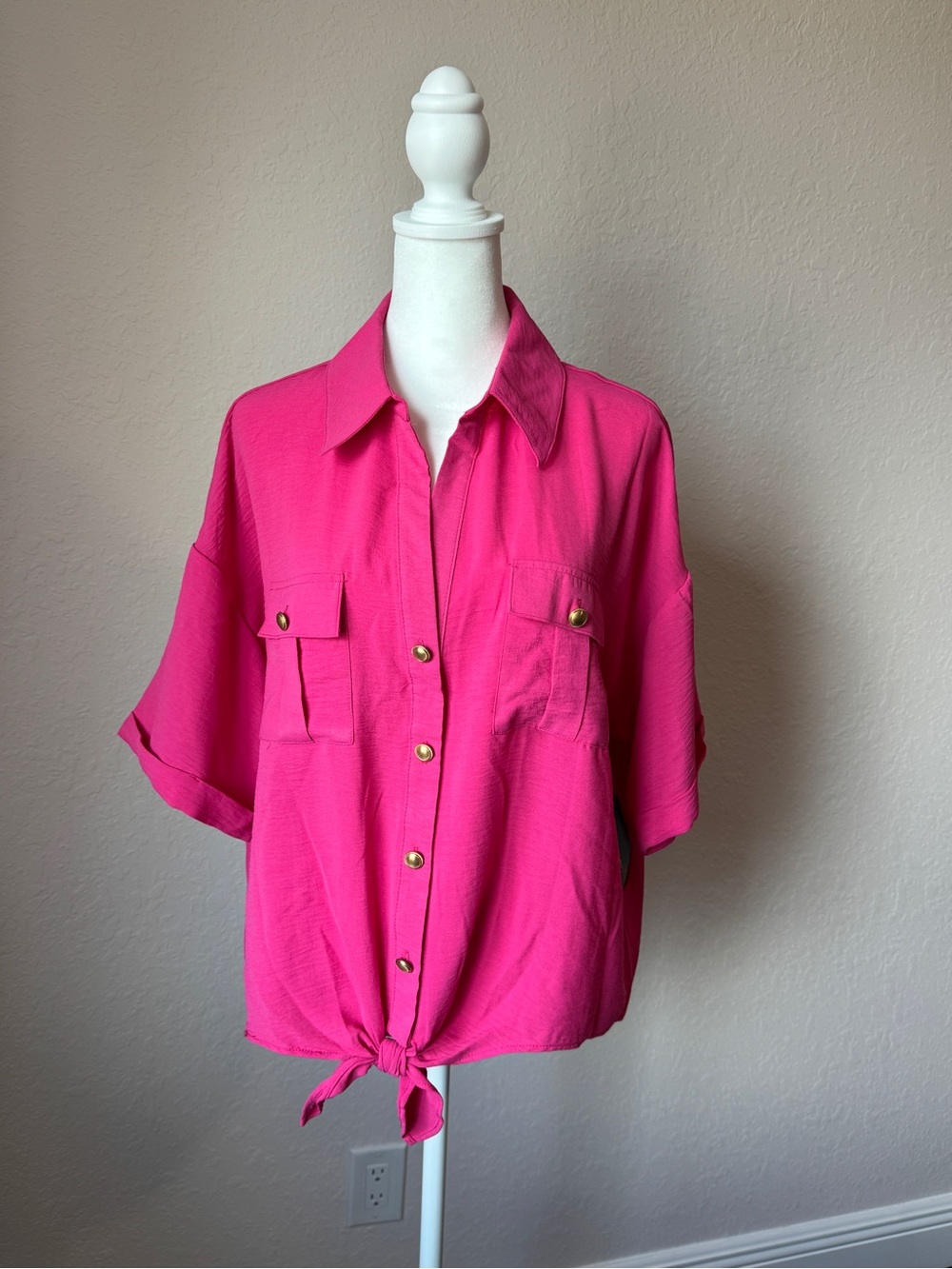 A.U.W. Lainy NWT Hot Pink Tie Front Button Up Blouse XL